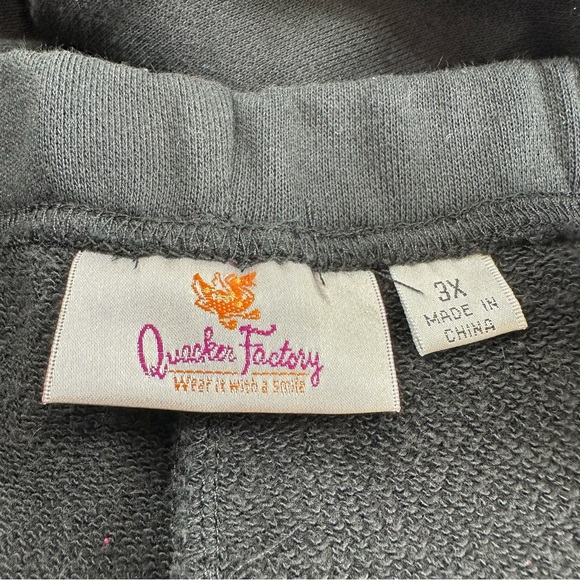 NWT Quacker Factory Black Crop Sweatpants Women’s 3X Rhinestone French Terry - Picture 5 of 11